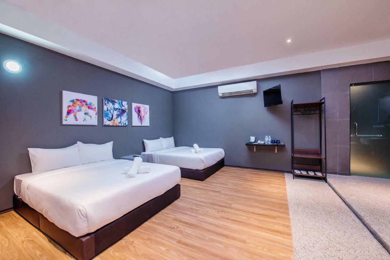 Nap Hotel Johor Bahru Bagian luar foto